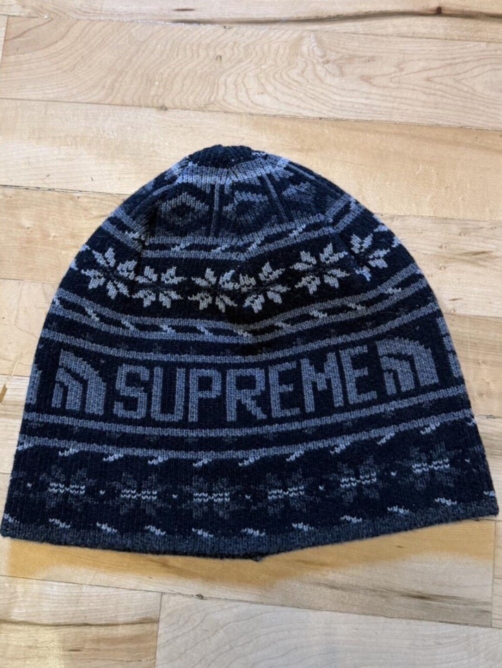 The North Face Supreme TNF Beanie 100% Merino Wool Black Gray Fair Isle Unisex